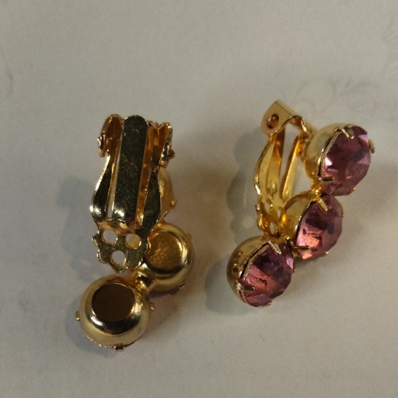 Vintage Hot Pink Crystal Stone and Gold Earrings Vintage - Picture 8 of 13